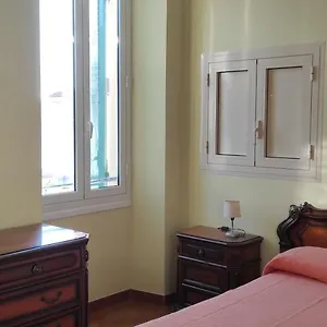 viaroma60_casavacanze.hotelitalianriviera.com/