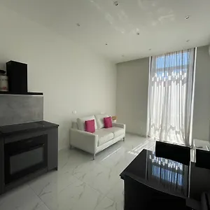 casa-ariane.hotelitalianriviera.com/